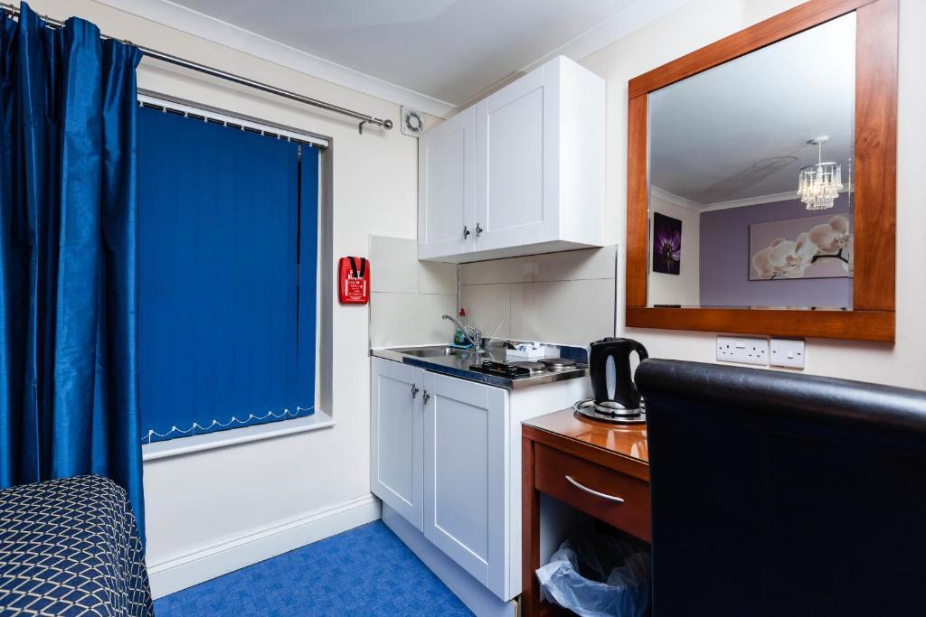 Luton Hotel Residence Luaran gambar