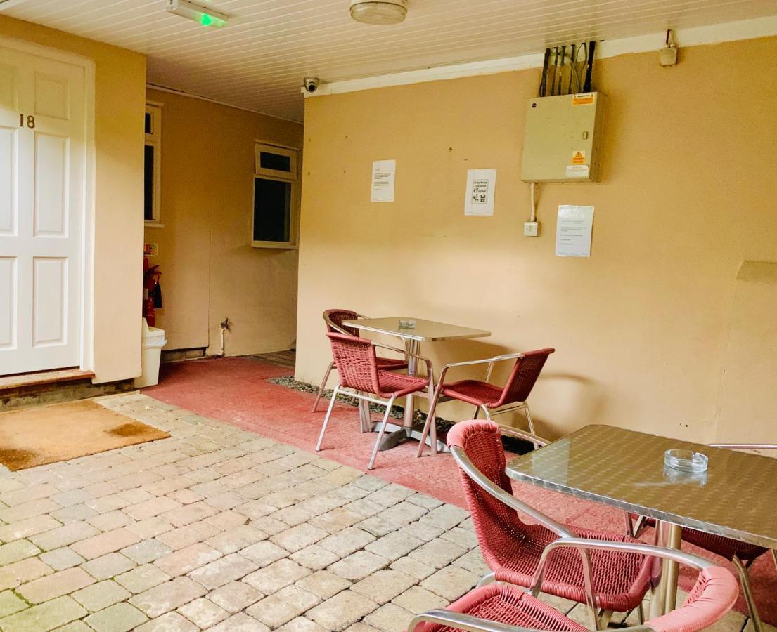 Luton Hotel Residence Luaran gambar