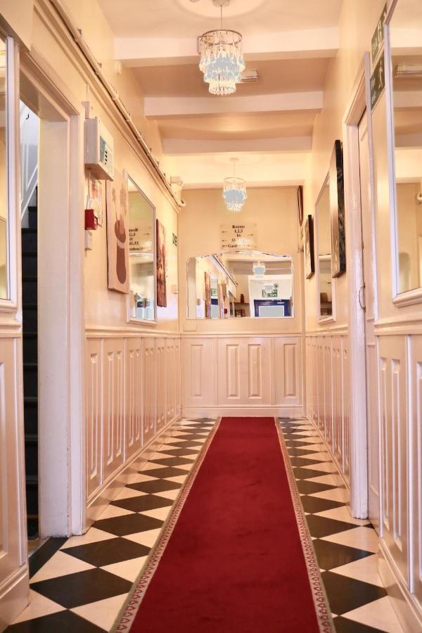 Luton Hotel Residence Luaran gambar