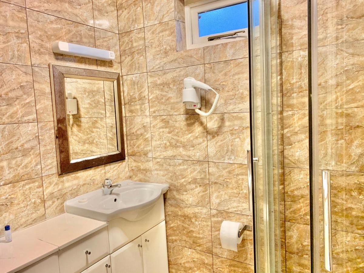 Luton Hotel Residence Luaran gambar