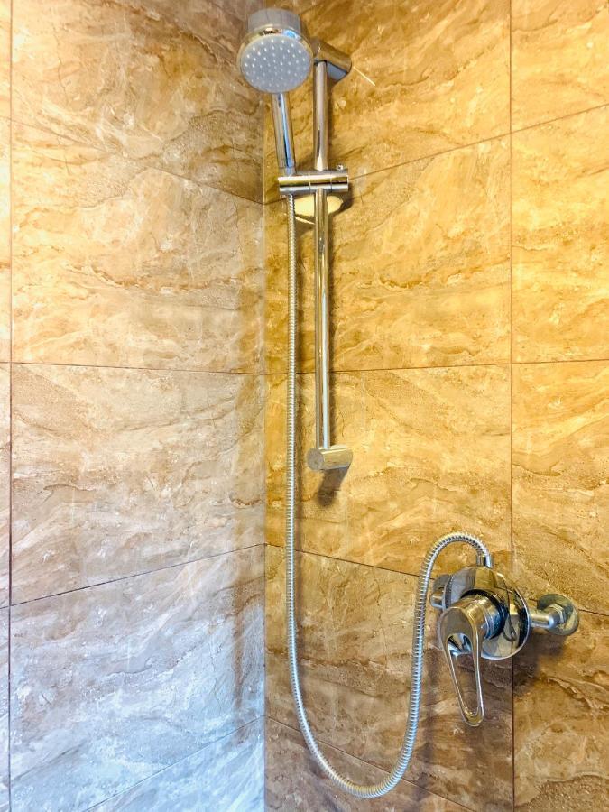 Luton Hotel Residence Luaran gambar